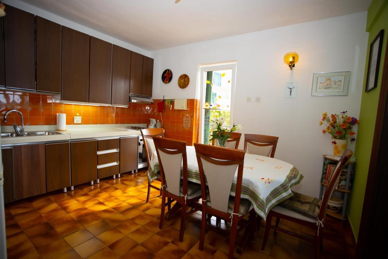 Apartment Nola Podgora Ngoại thất bức ảnh